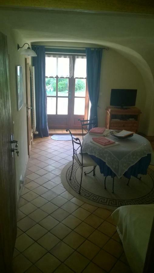 Les Griottes Bed and Breakfast Charols Zewnętrze zdjęcie